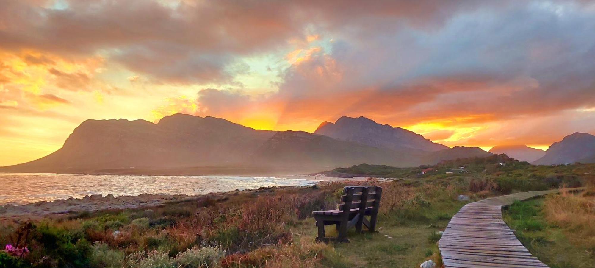 La Mer Seafront Selfcatering Accommodation Kleinmond Eksteriør bilde
